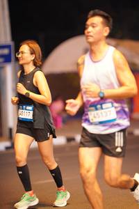 BIB: 
                            <button type="button" onclick="openModal(24609554)" class="btn btn-primary btn-sm float-right btn-popup" data-toggle="modal" data-target=".modal-high-quality">
                        <i class="fas fa-shopping-cart"></i> Add to Cart
                    </button>
                                            <button type="button" onclick="isThisMe(24609554, true)" class="btn btn-success btn-sm float-right btn-popup btn-isme hidden" data-toggle="tooltip" data-placement="bottom" title="นี่คือรูปของคุณใช่ไหม คลิกที่นี่เพื่อเอาเข้าอัลบั้ม">
                        <i class="fas fa-plus"></i> Add to album
                    </button>
                    <button type="button" onclick="isThisMe(24609554, false)" class="btn btn-warning btn-sm float-right btn-popup btn-isnotme hidden">
                        <i class="fas fa-ban"></i> Remove from album
                    </button>